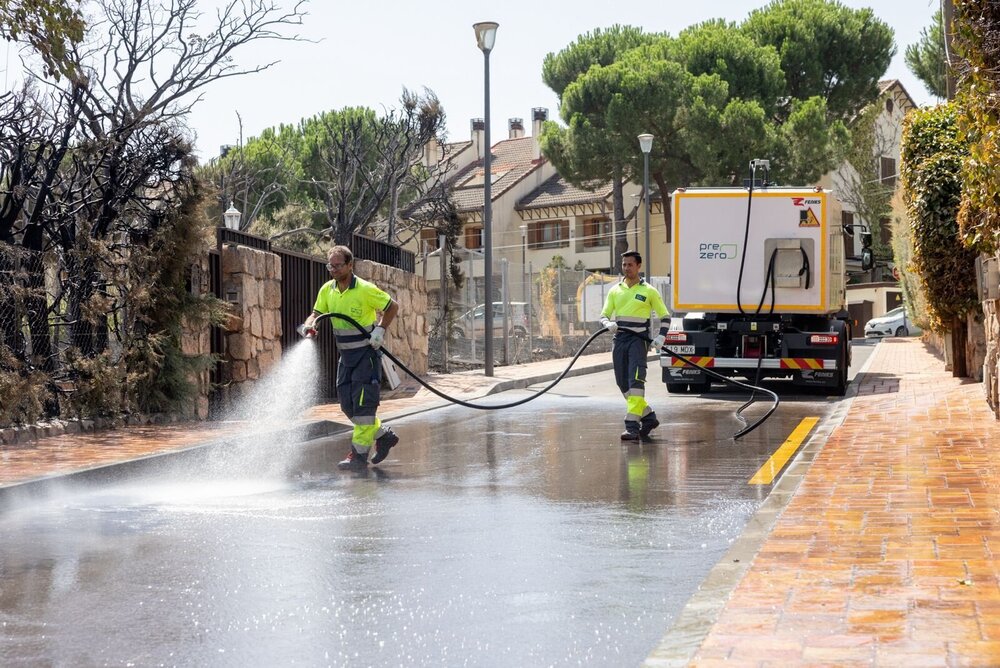 GyZmrWyW4AQ4vgS-_1_ (1)