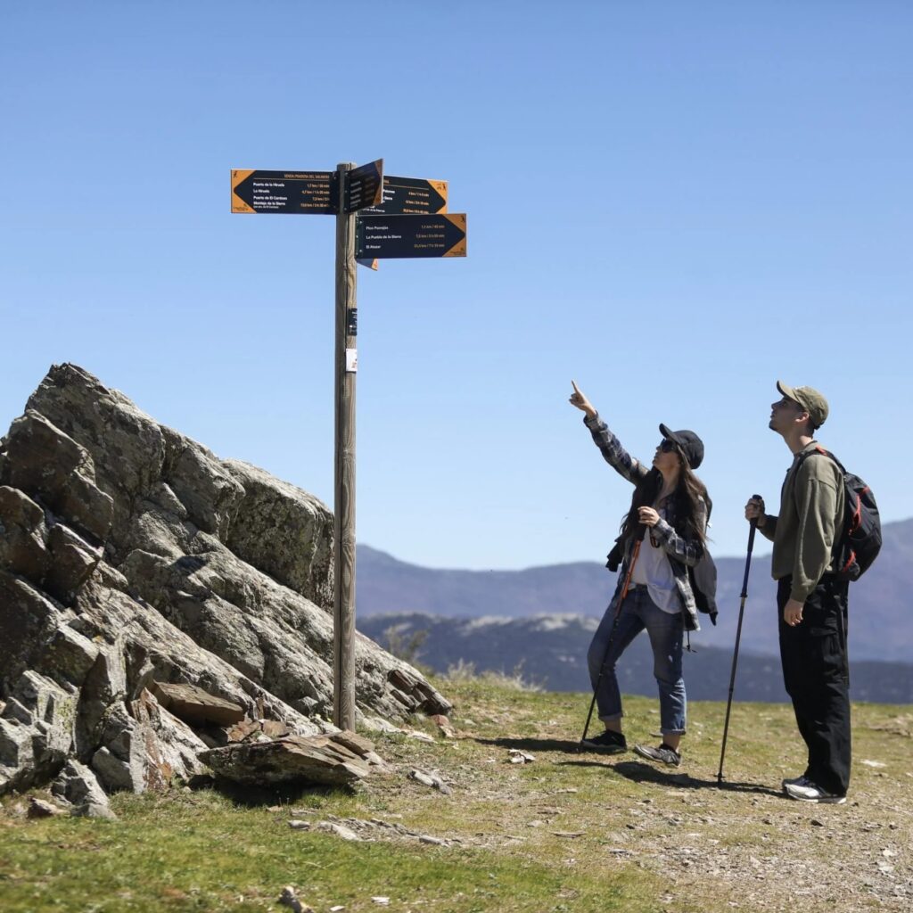 La Sierra Norte rompe barreras: estrena sus primeros nueve senderos con accesibilidad universal