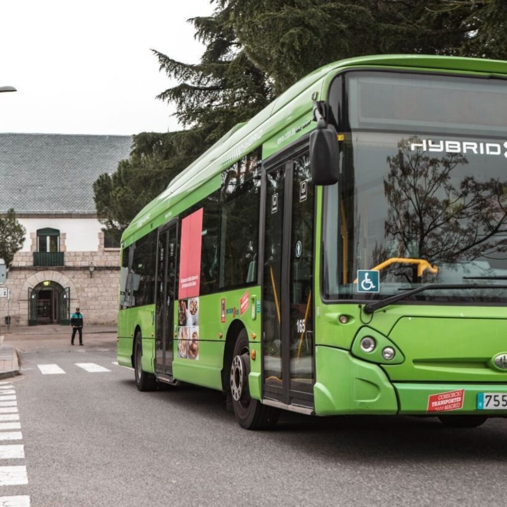 Colmenar Viejo activa un servicio especial de autobuses nocturnos para asistir a las Fiestas Patronales de Tres Cantos